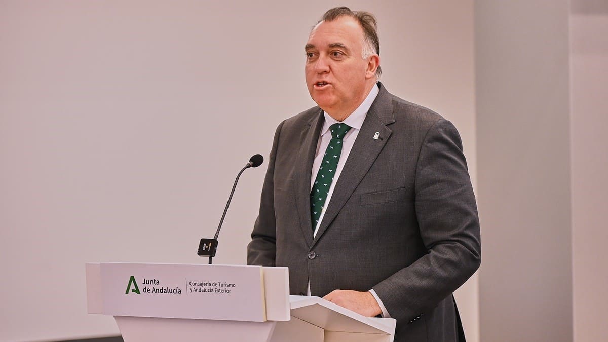 El consejero de Turismo de la Junta de Andalucía, Arturo Bernal | Salvador López Medina