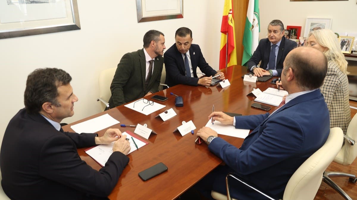 Reunión de la mesa local de maremotos celebrada en Cádiz