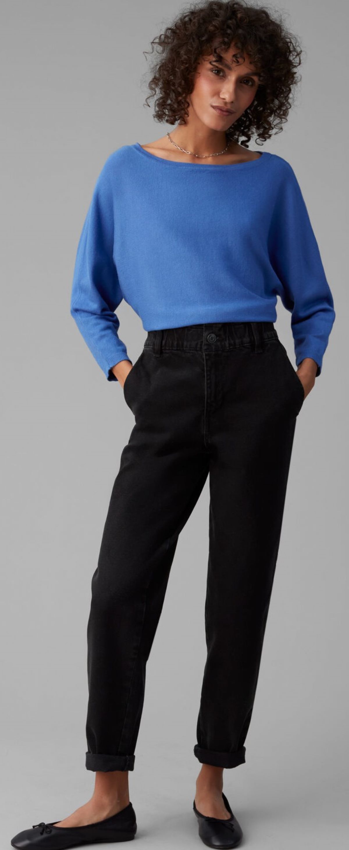 Jersey azul con escote de barco de Pepco