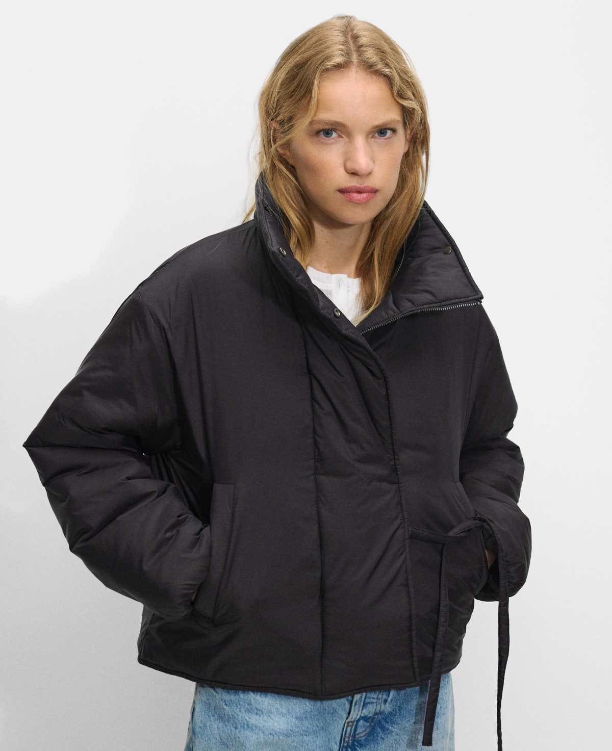 Chaqueta acolchada de cuello alto de Parfois