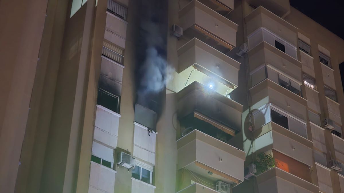 Incendio en el Paseo de las Delicias de Jerez | Jesús Catalán