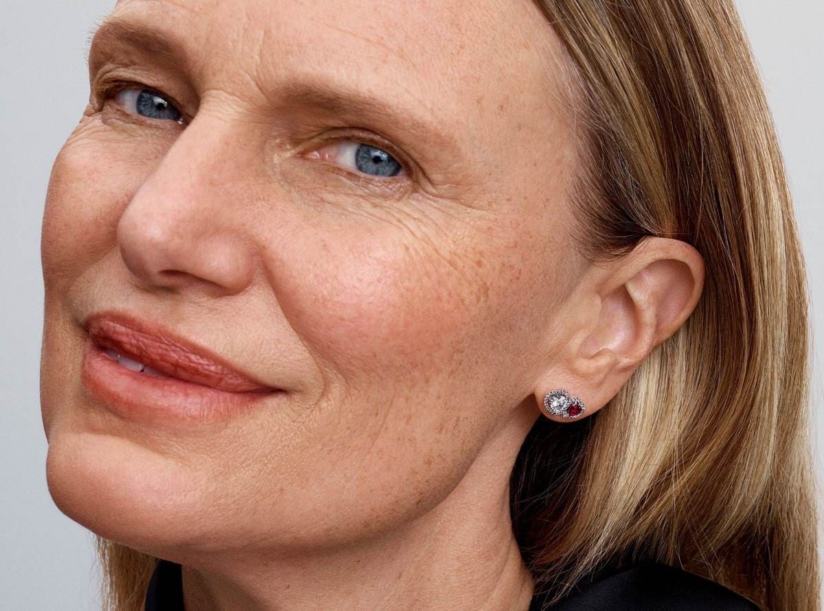 Pendientes de Botón Halo Corazones de Pandora