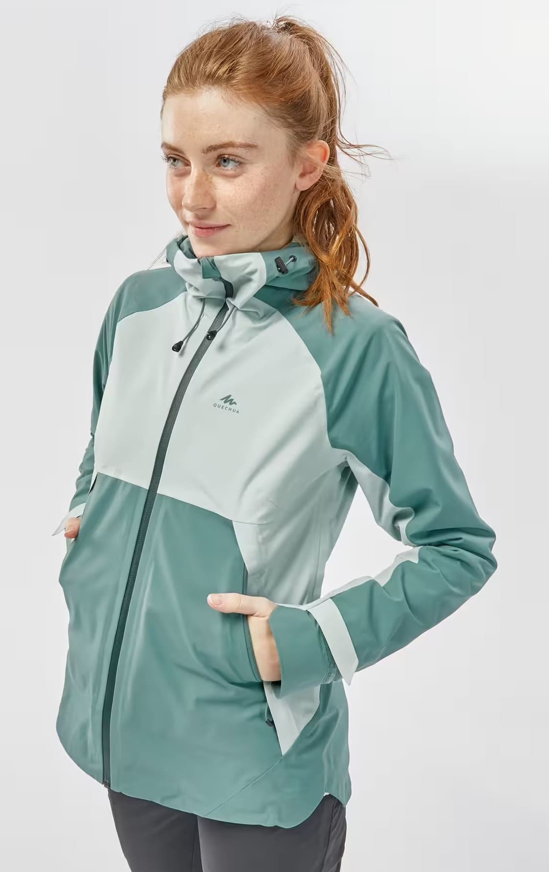 La chaqueta impermeable de montaña y trekking para mujer Quechua MH500 en Decathlon