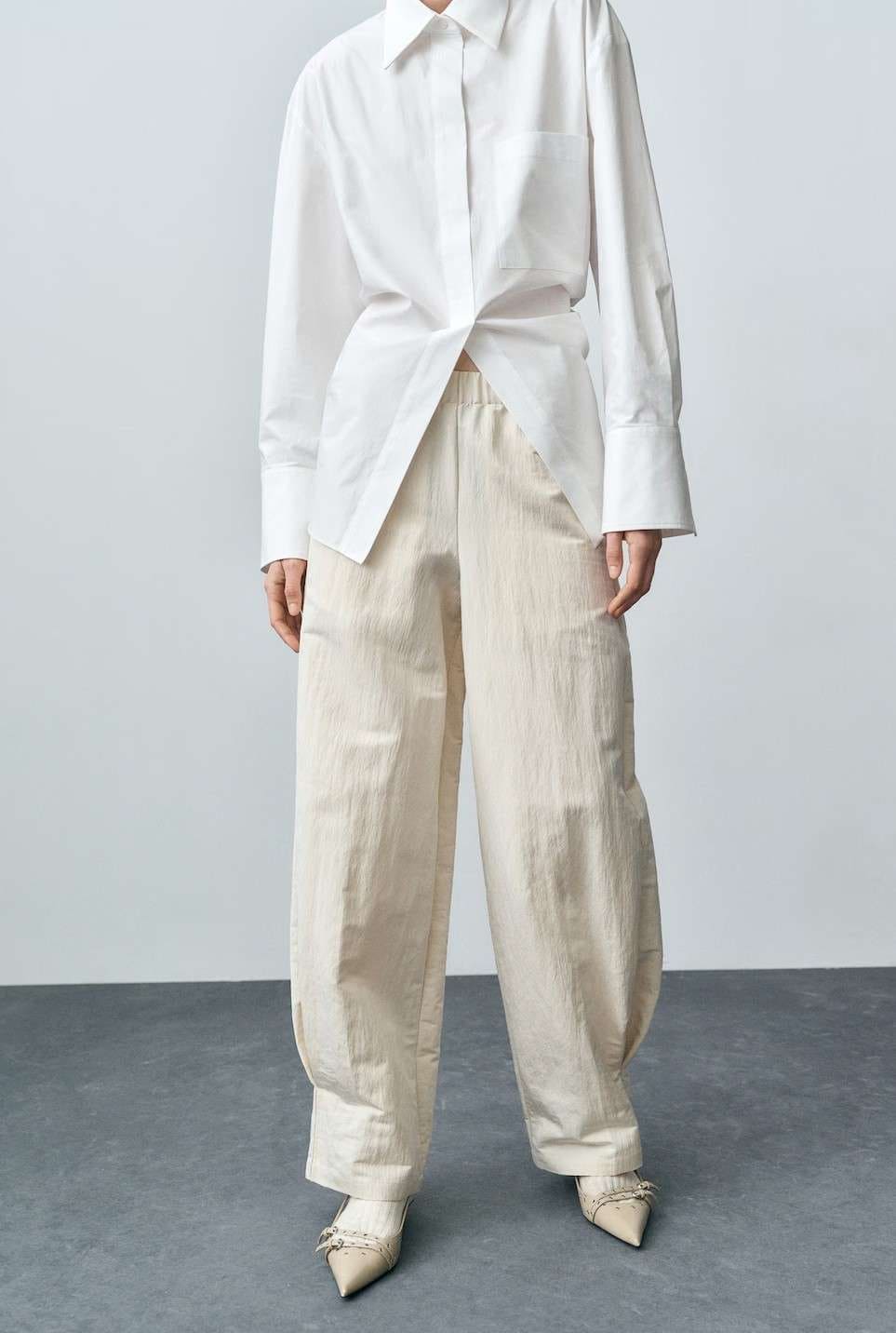 Pantalón jogger pinzas de Mango