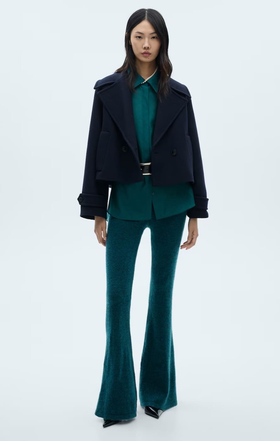 Pantalón punto acampanado de Mango