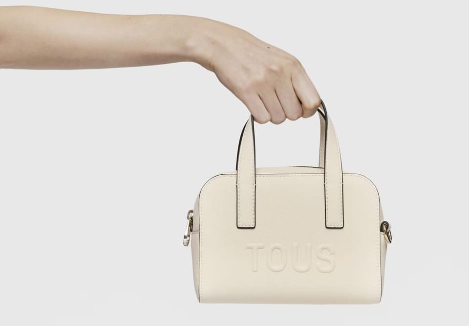 El bolso bowling pequeño beige Tous La Rue New