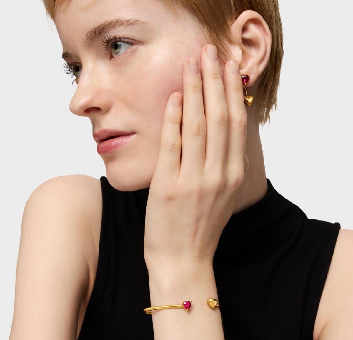 Pulsera esclava con baño de oro 18 kt sobre plata y rubí creado en laboratorio Garden Of Love LGG de TOUS