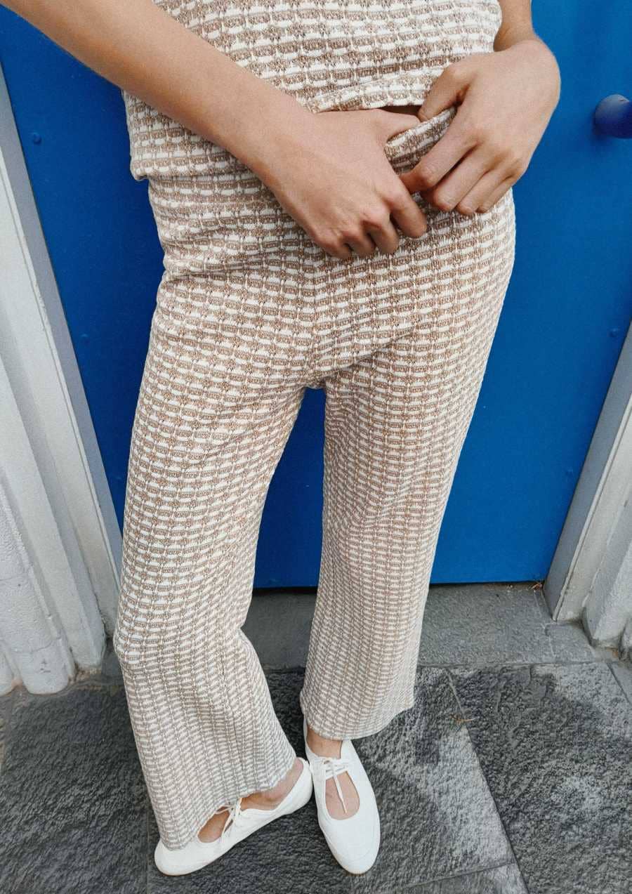 Pantalón tobillero Jacquard de zara