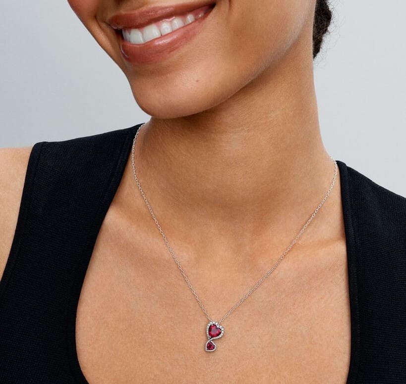 Collar Halo Rojo Corazones de Pandora