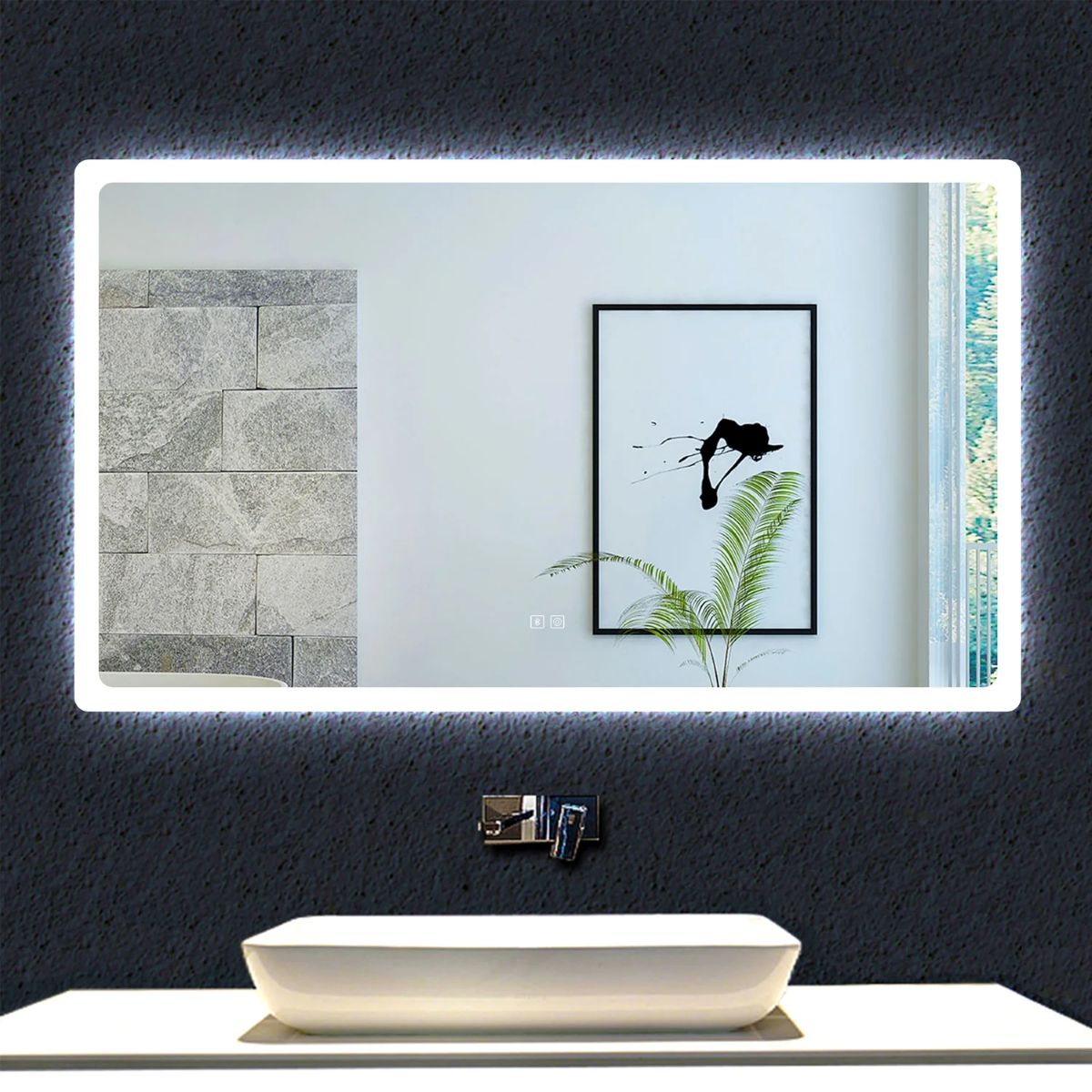 Espejo LED con función antivaho para baños AICA SPAIN de Leroy Merlin