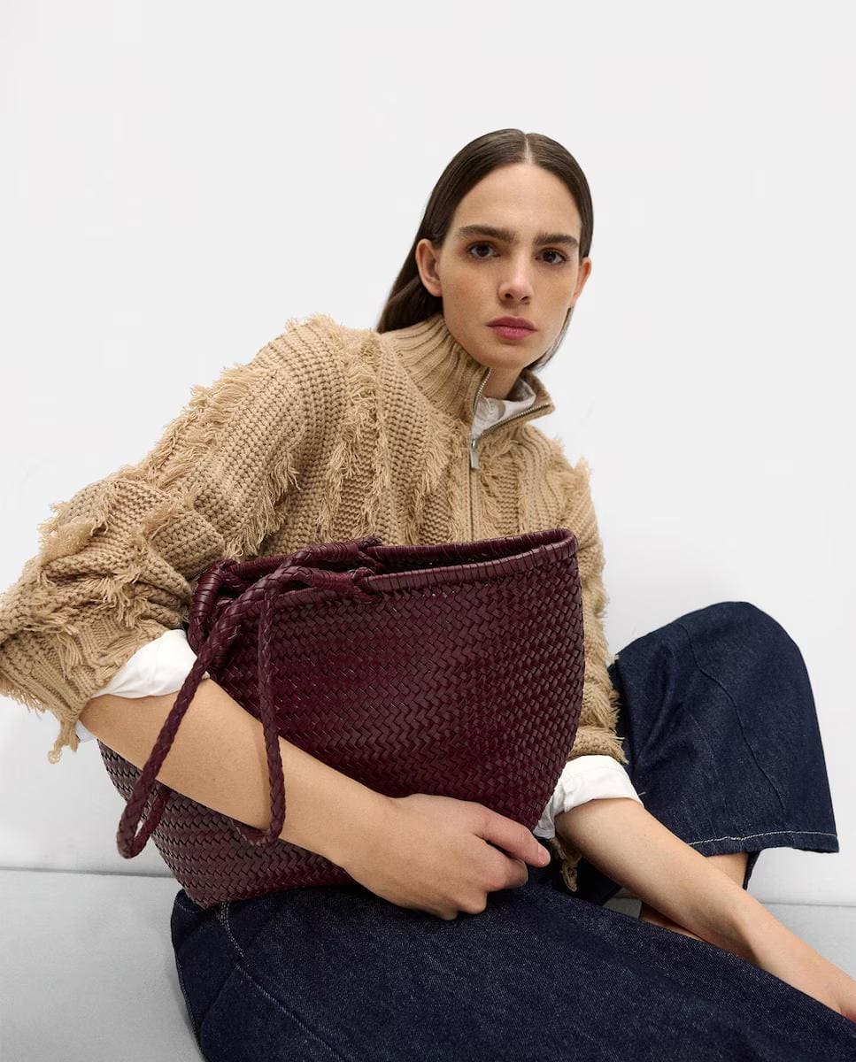 Bolso de hombro estilo shopper de piel trenzada abierto en liso Parfois