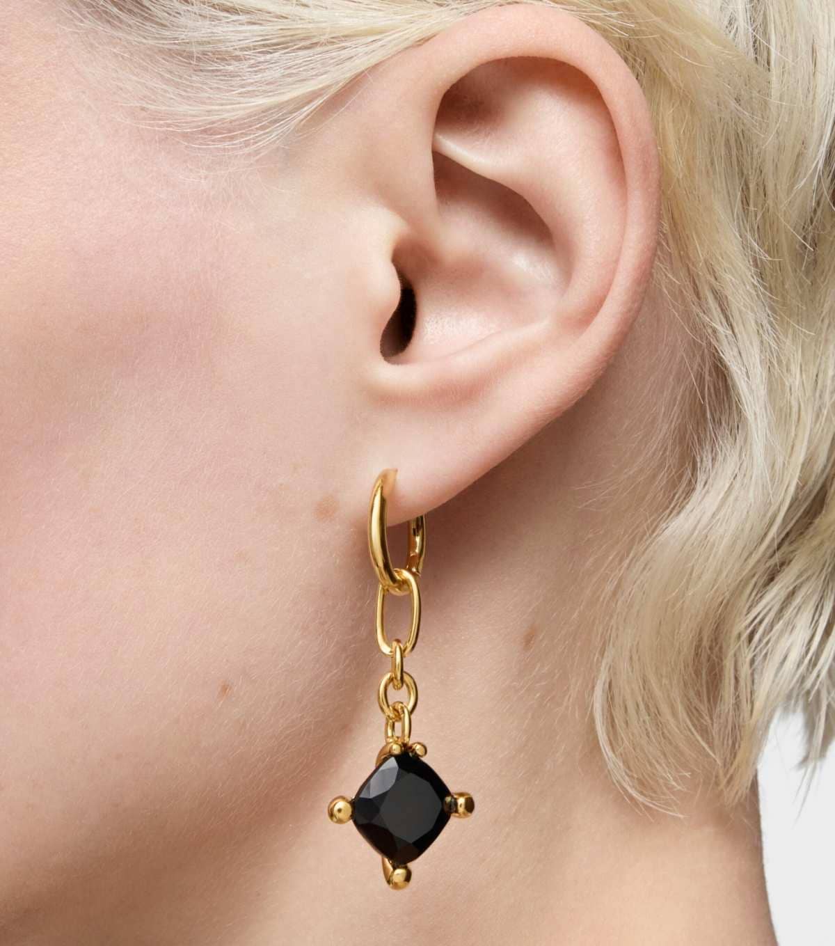 Pendientes de aro largos con baño de oro 18 kt sobre plata y ónix Color Black de TOUS