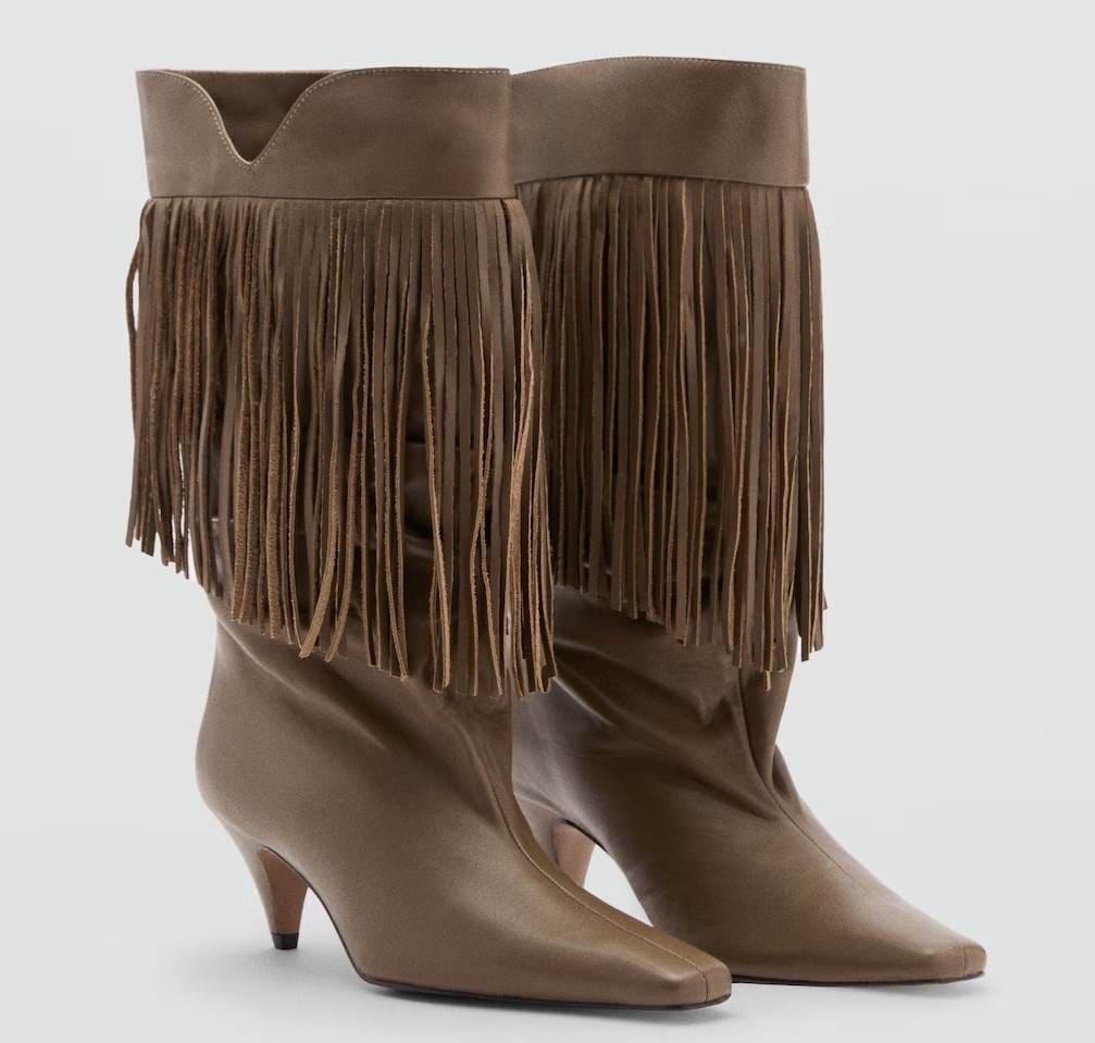 Botín piel tacón flecos de Mango