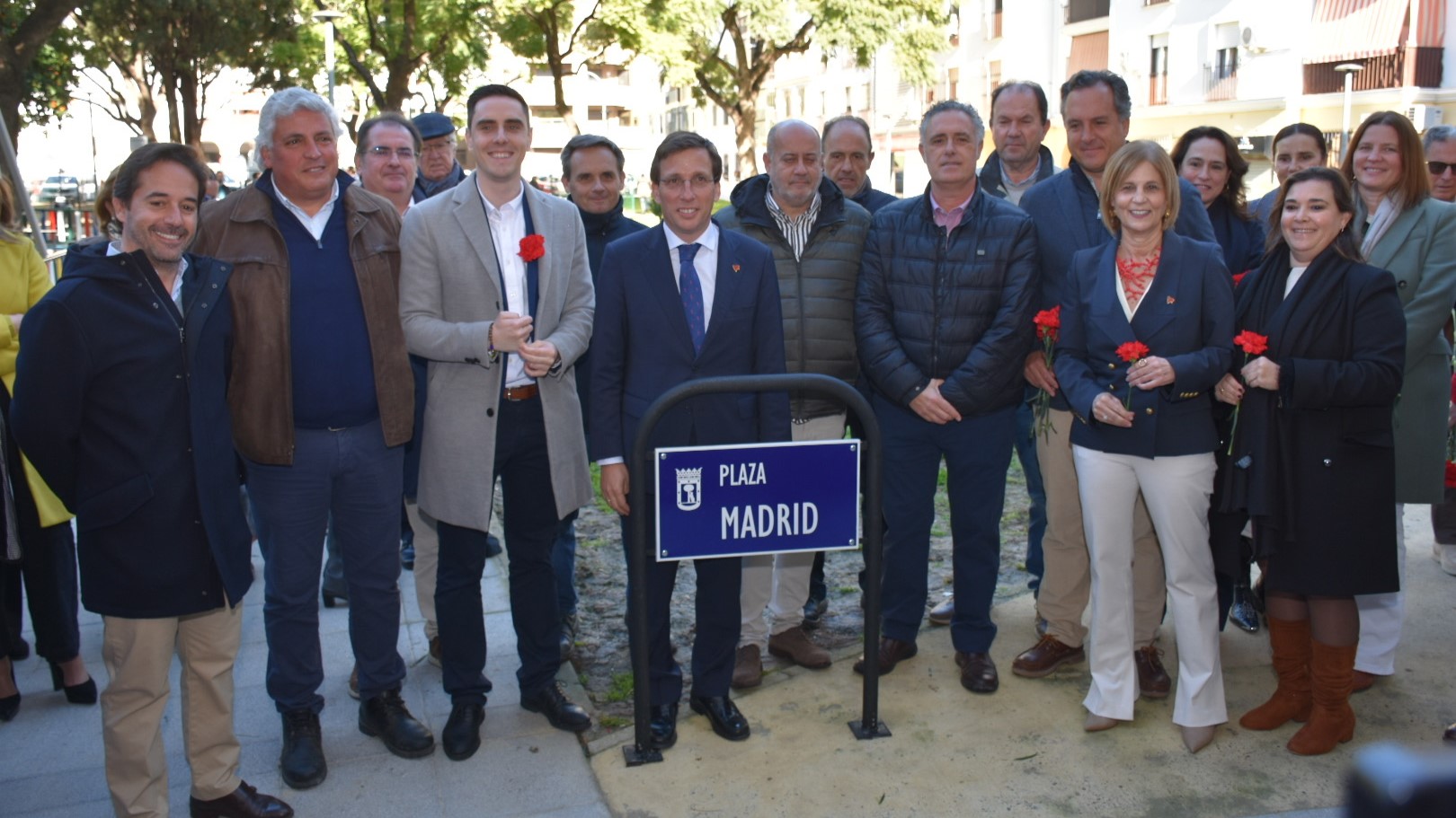 José Luis Martínez-Almeida inaugura la Plaza Madrid en Jerez | Noelia Herrera