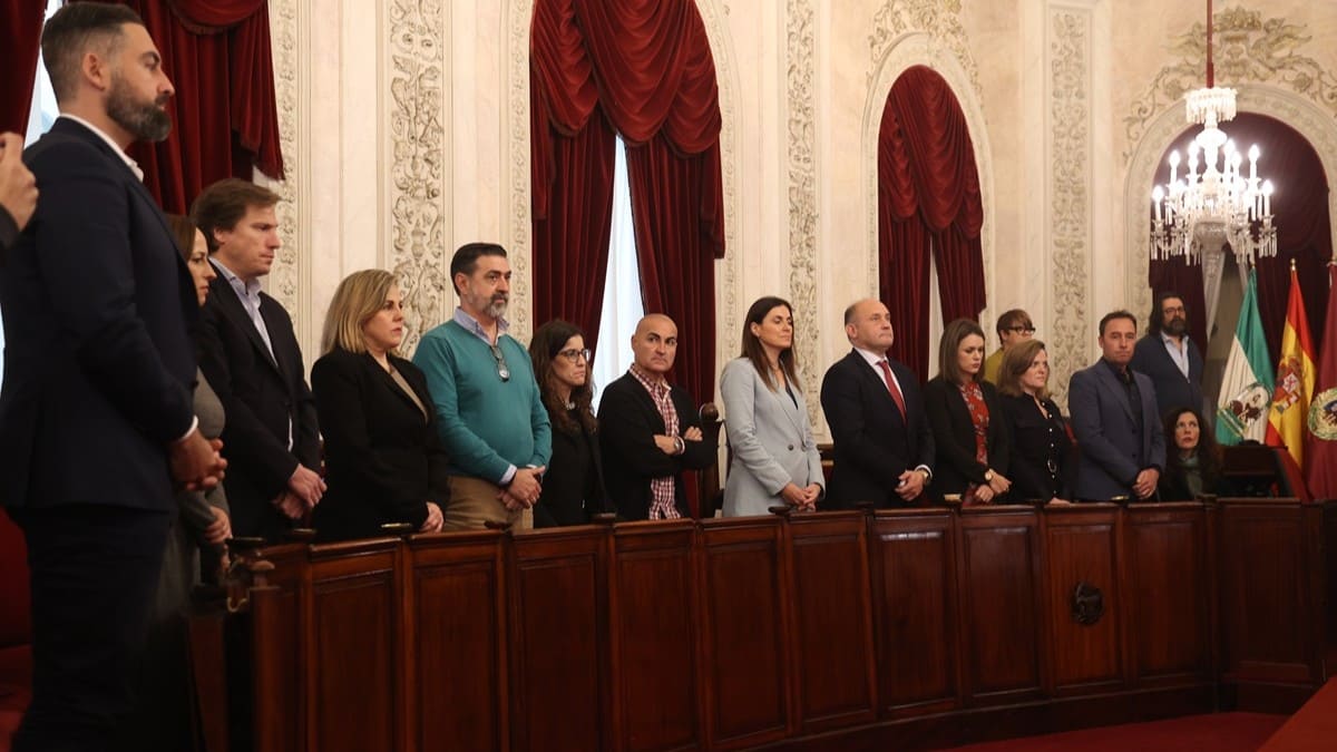 Los ediles populares, antes de iniciarse la sesión | Cristo García