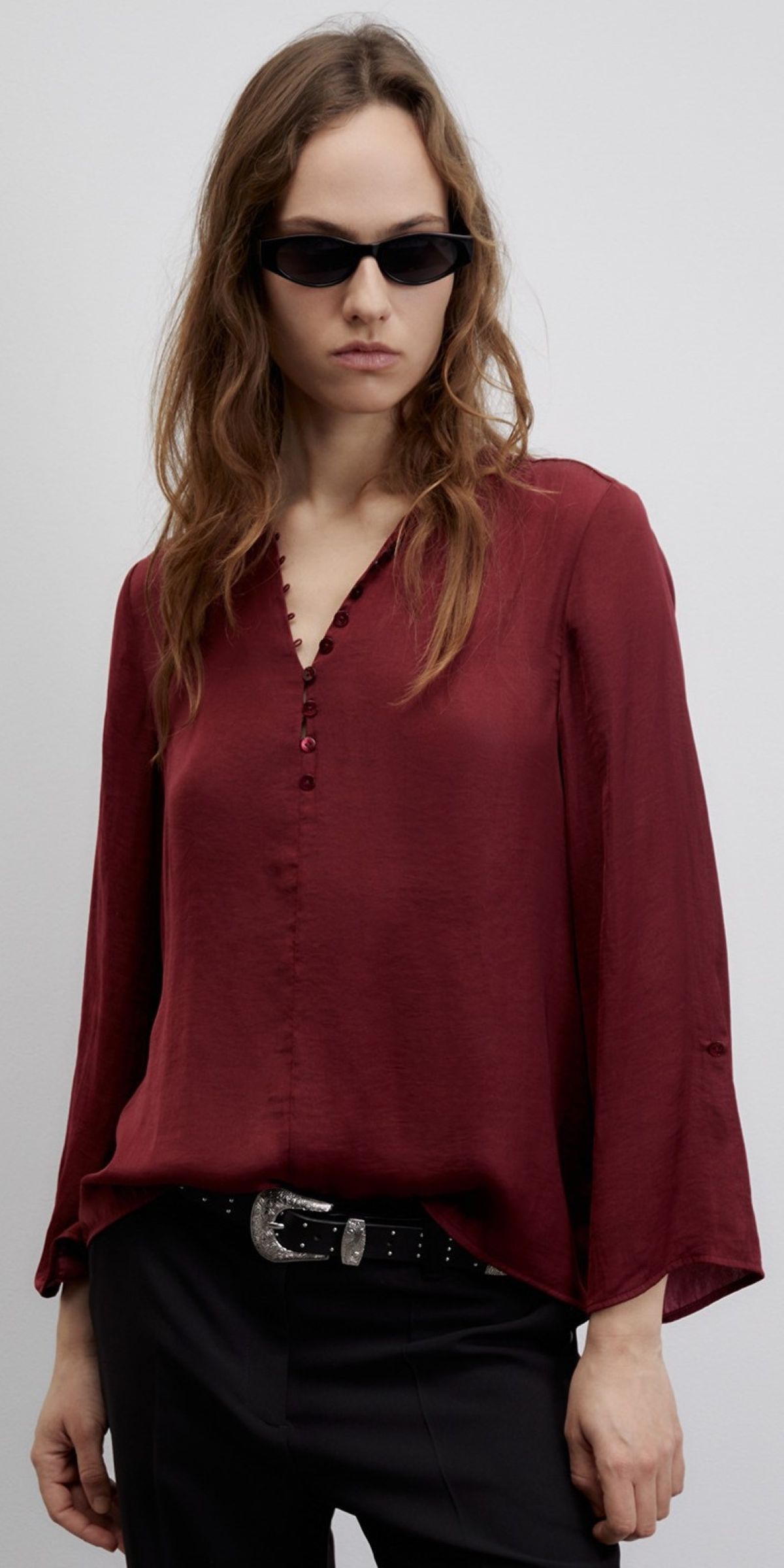 Blusa fluida con botones de Sfera