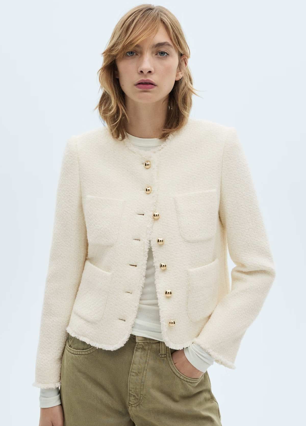 Chaqueta tweed botones joya de Mango