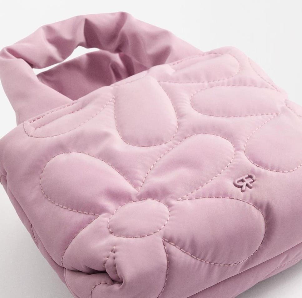 Bolso acolchado con pespunte de flores