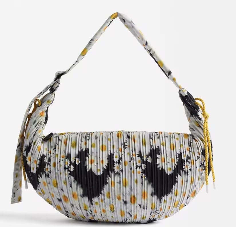 Bolso de hombro con estampado floral