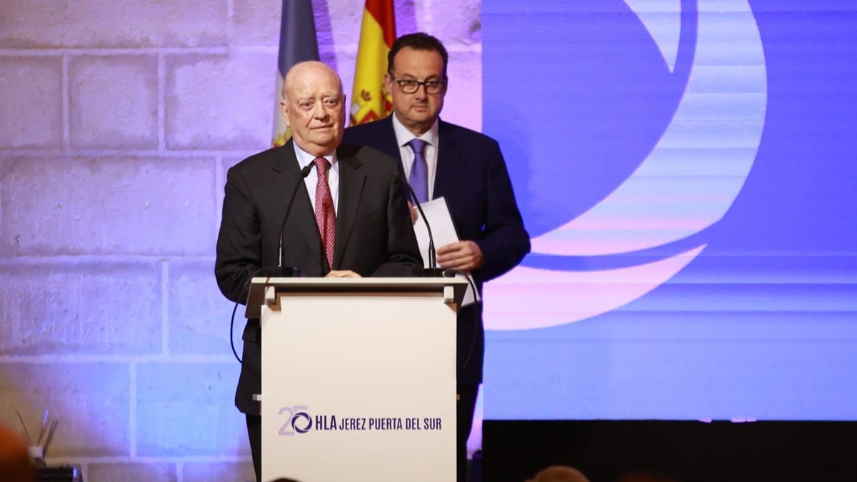 El acto ha contado con varios reconocimientos | Cristo García