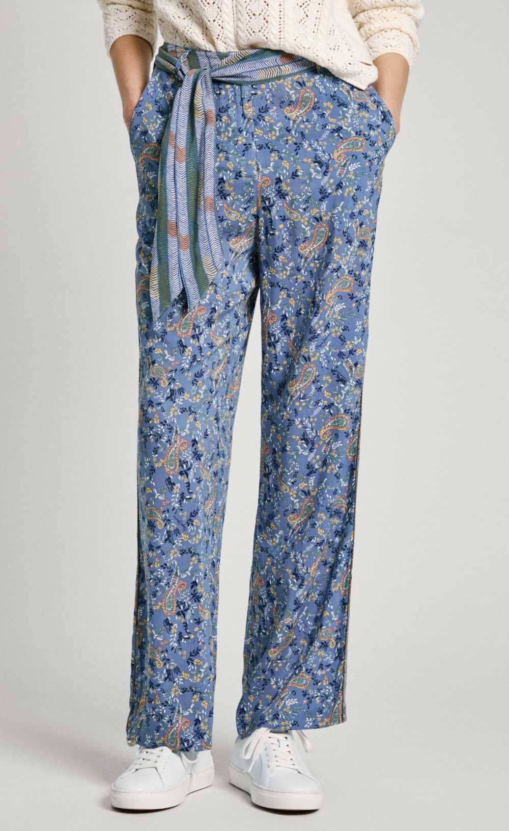Pantalón fluido estampado paisley de Pepe Jeans