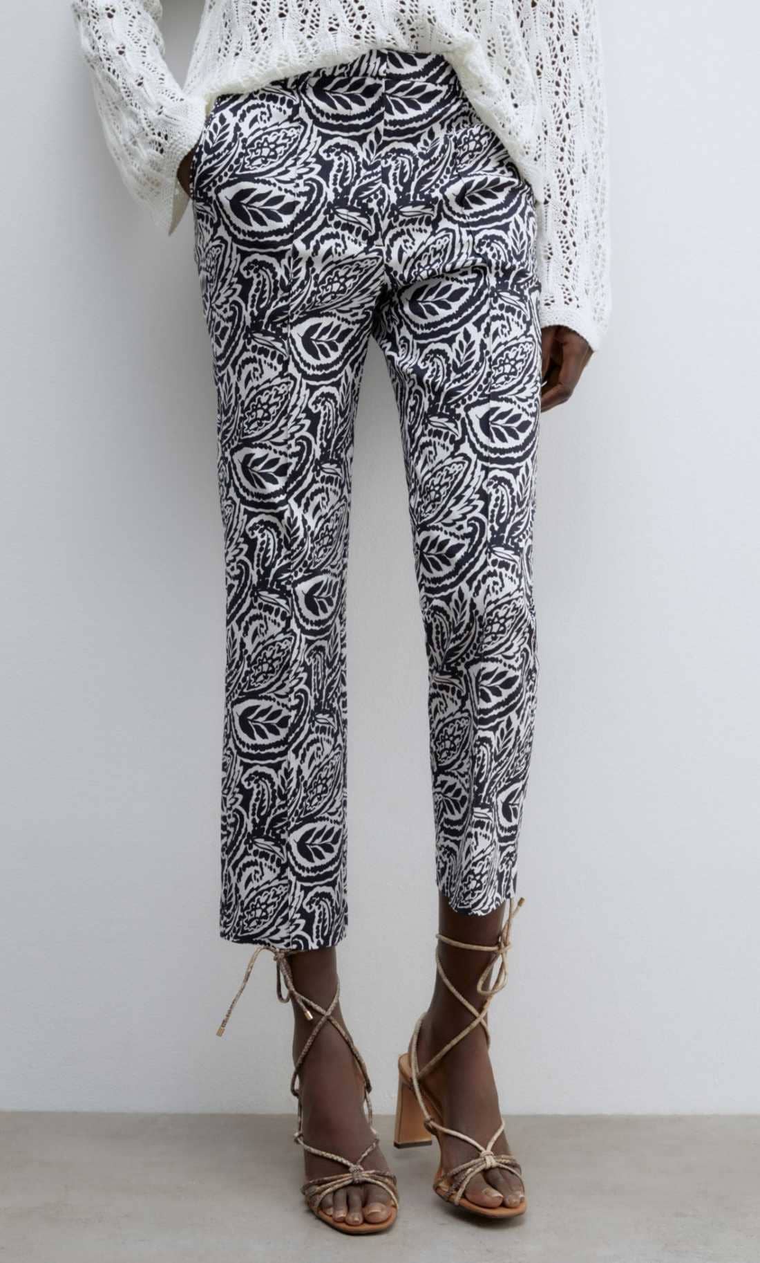 Pantalón estampado de Sfera