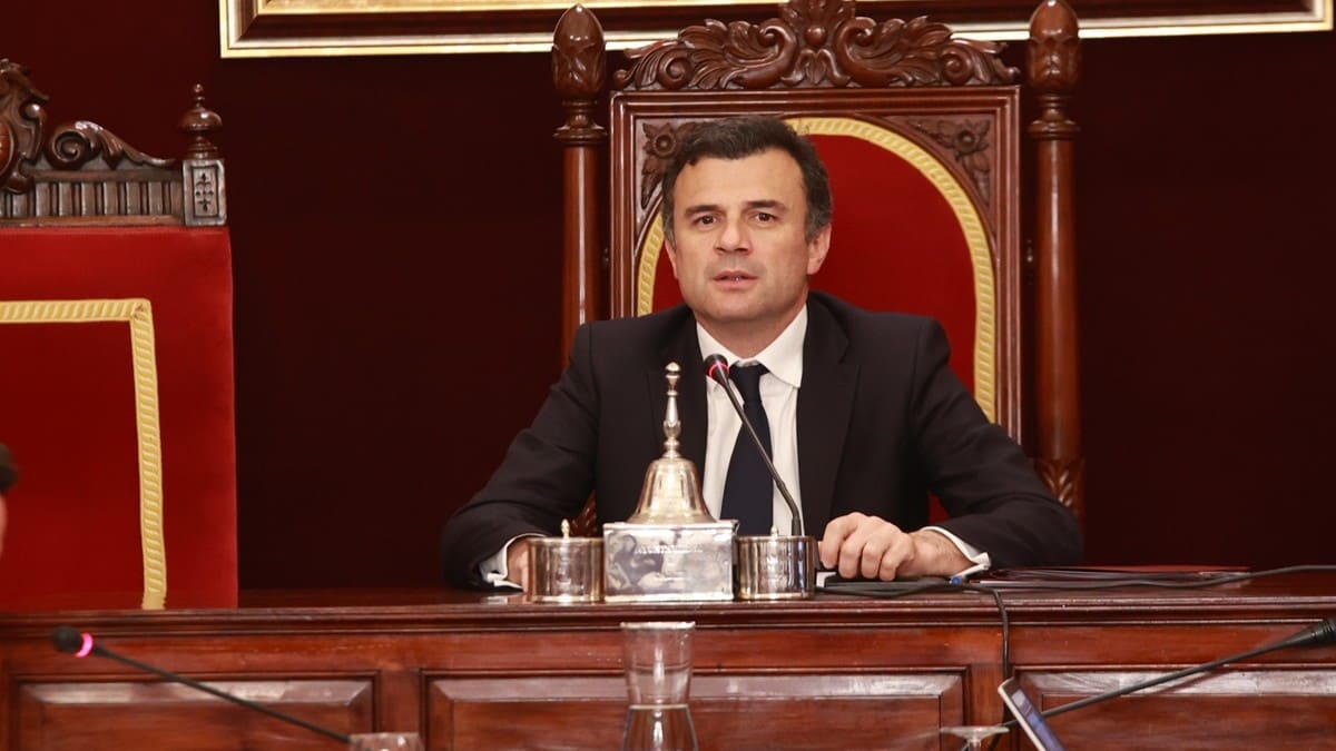 El alcalde de Cádiz, Bruno García, ha presidido el pleno | Cristo García