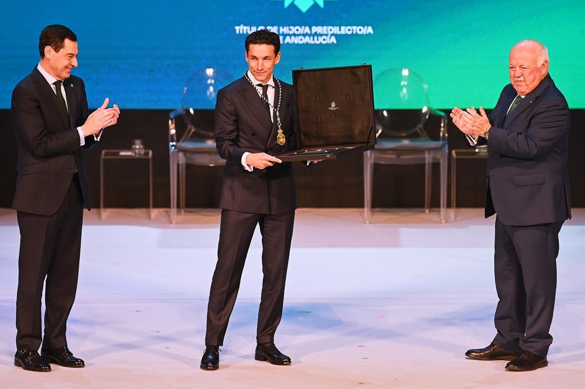 Jesús Navas, nuevo Hijo Predilecto de Andalucía | Salvador López Medina