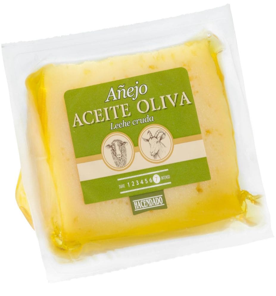 Queso añejo mezcla con aceite de oliva Hacendado
