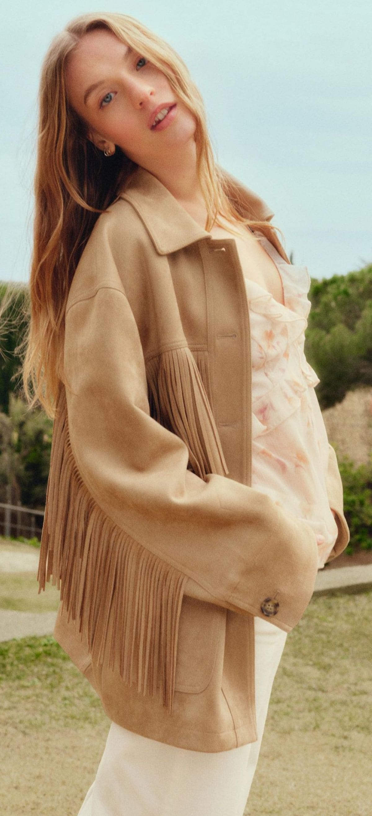 Cazadero con flecos efecto ante de Stradivarius