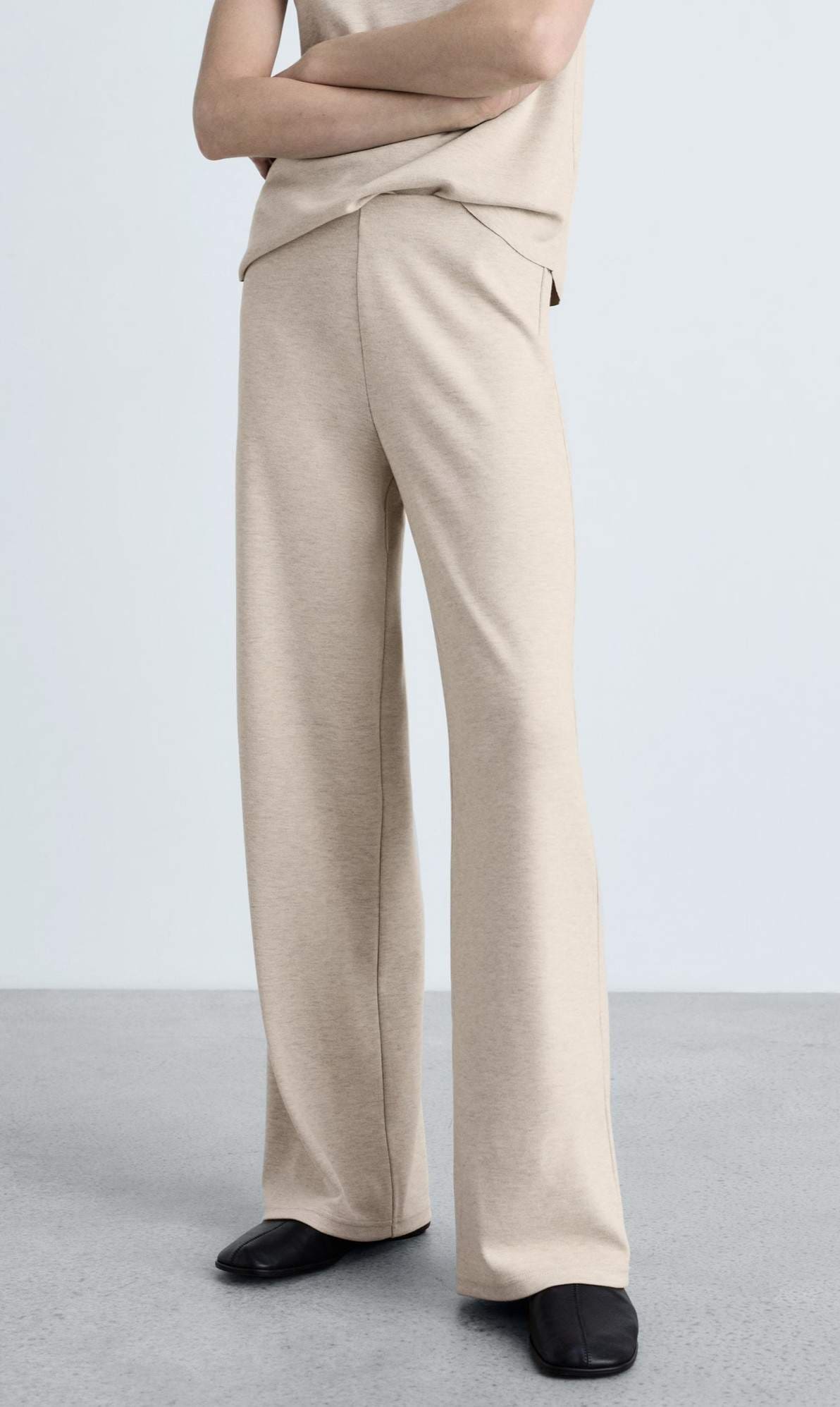 Pantalón wideleg punto fino de Mango