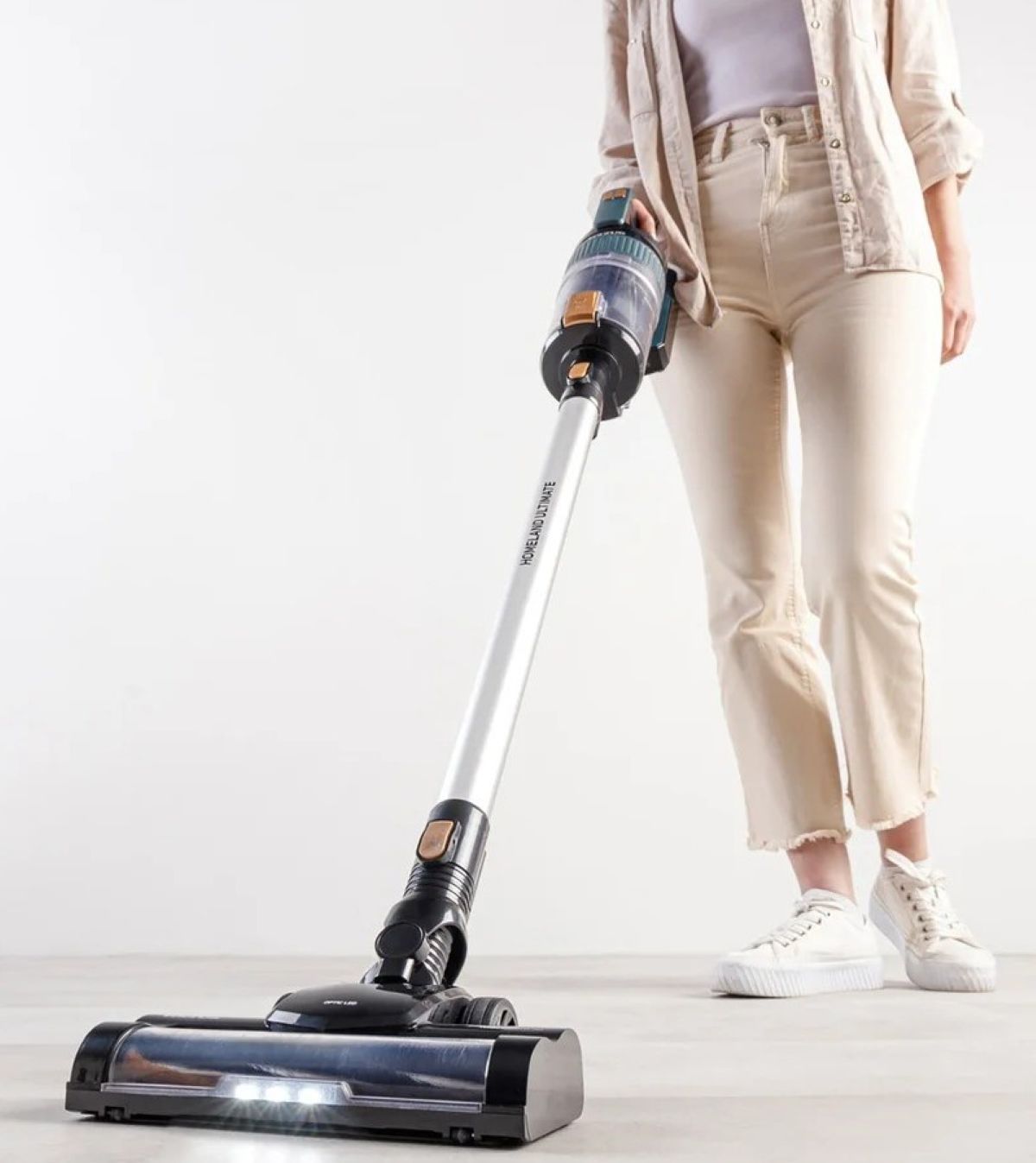 Aspirador escoba Taurus Homeland Ultimate de Alcampo