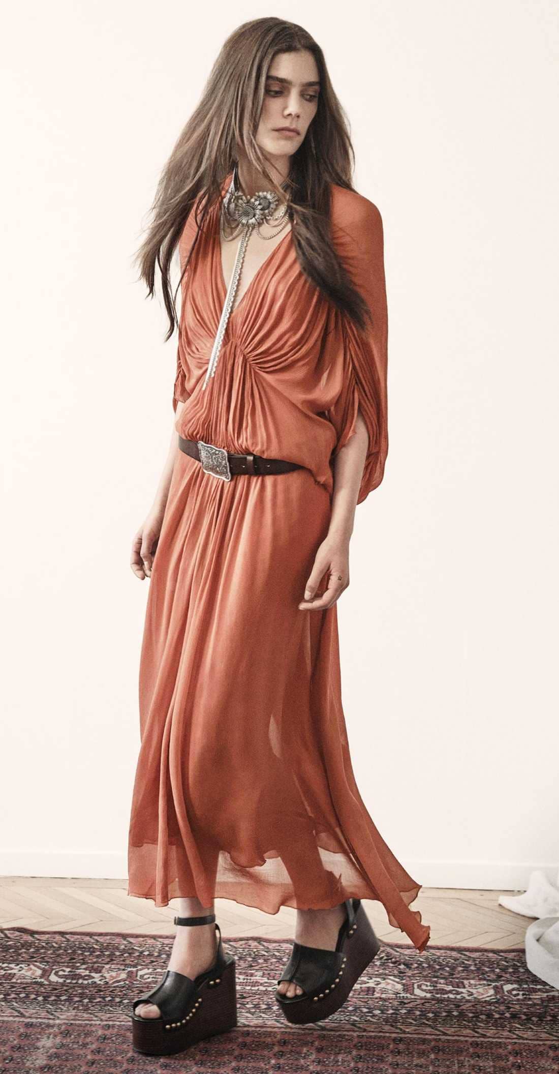 Vestido drapeado zw collection de Zara