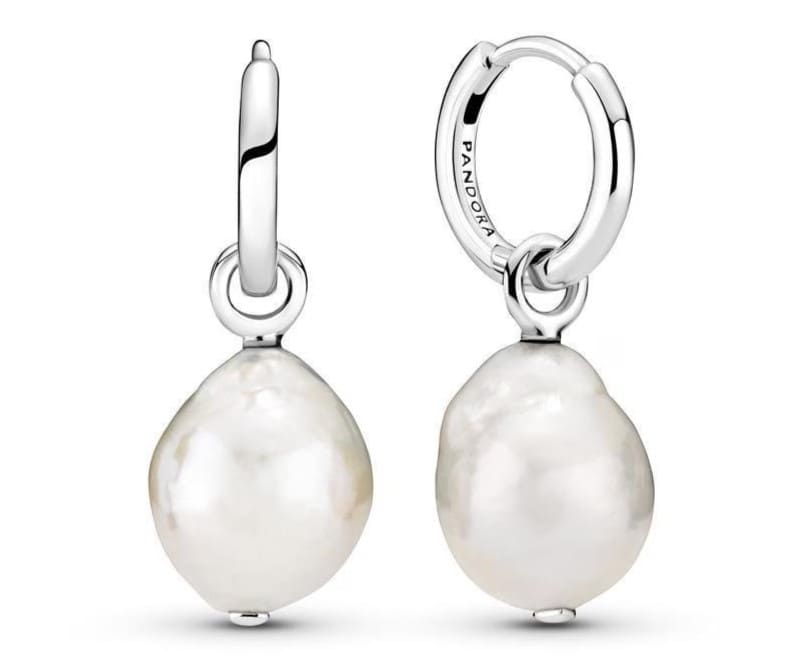 Pendientes de perlas contemporáneas