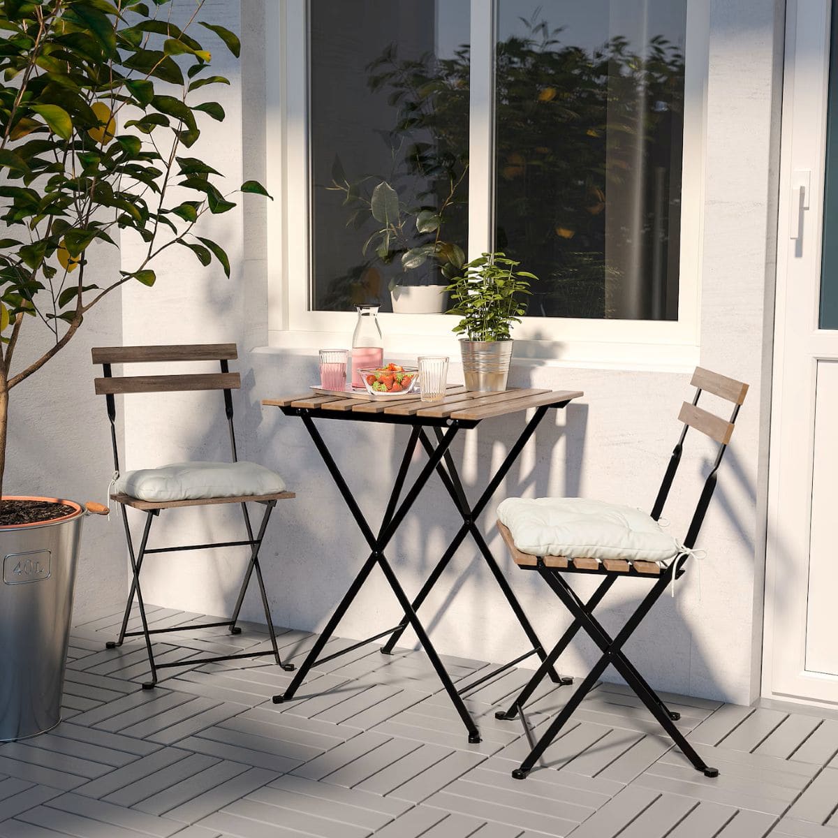 Conjunto de muebles para terraza de la serie TÄRNÖ de Ikea