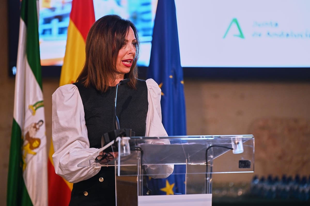 Rocío Díaz, consejera de Fomento de la Junta de Andalucía (2)