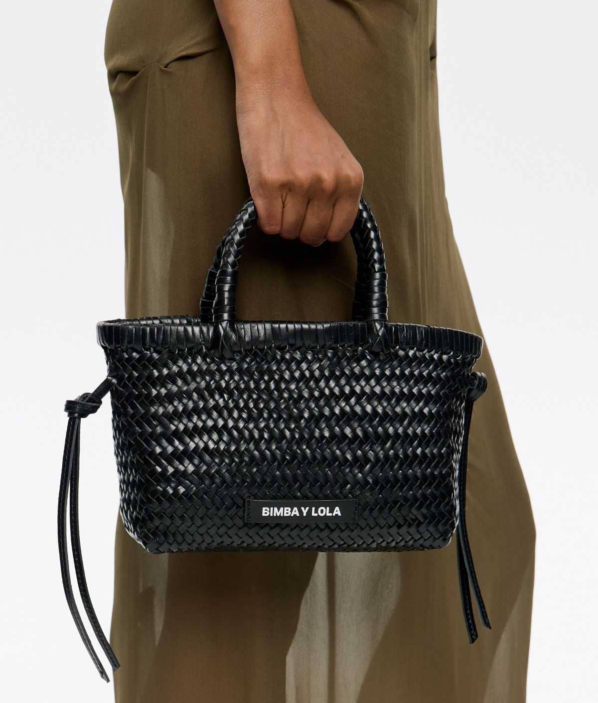 Bolso shopper mini piel negro de Bimba y Lola