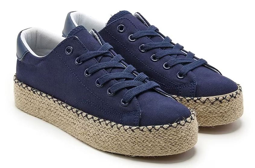 Las zapatillas de lona para mujer con cierre de cordones y refuerzo en el talón de Lois en El Corte Inglés