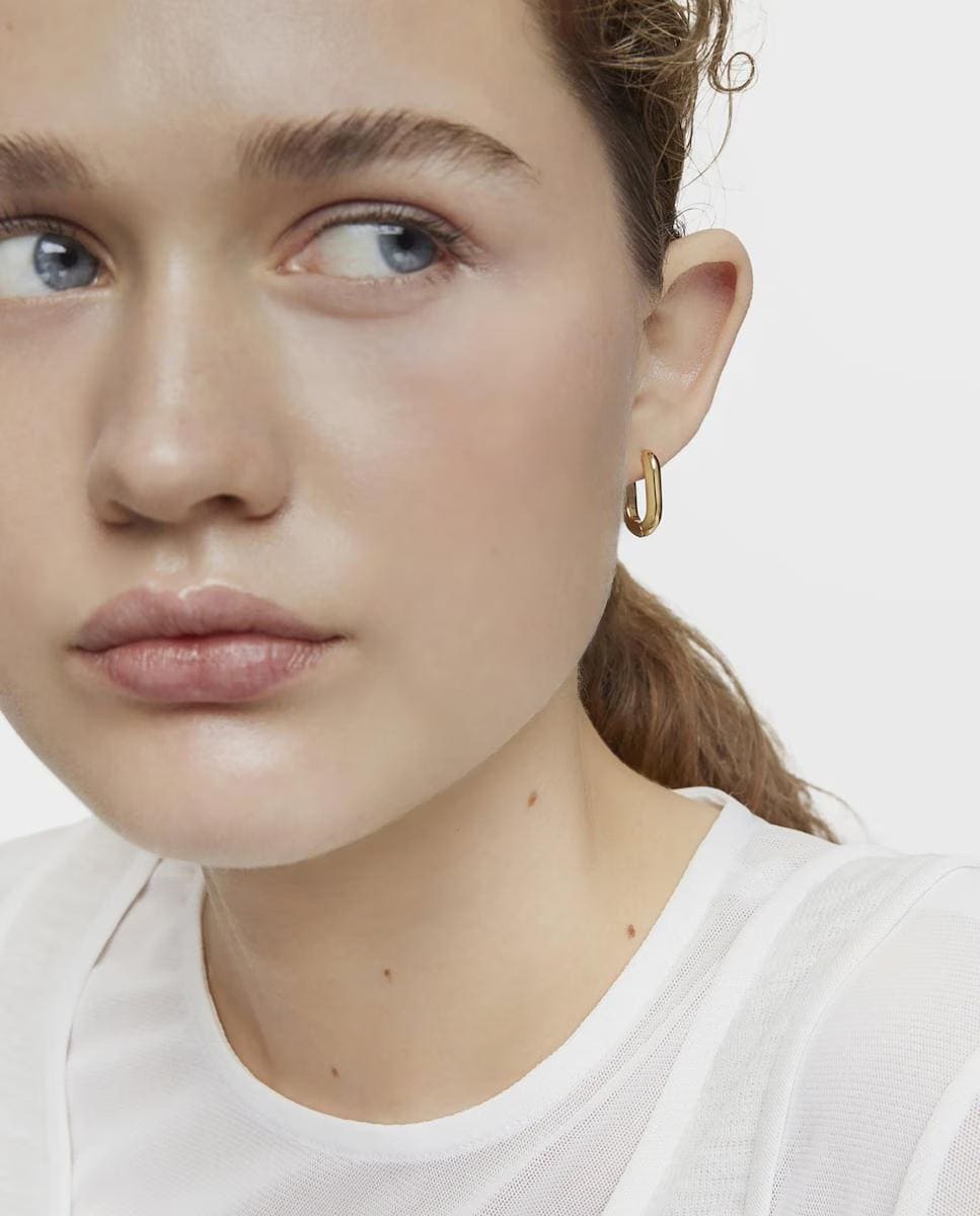 Pendientes Básicos aros cortos bañados en oro 18 kt sobre plata