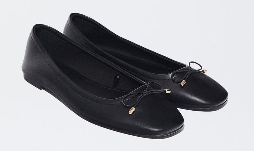 Bailarinas lisas con lacito decorativo