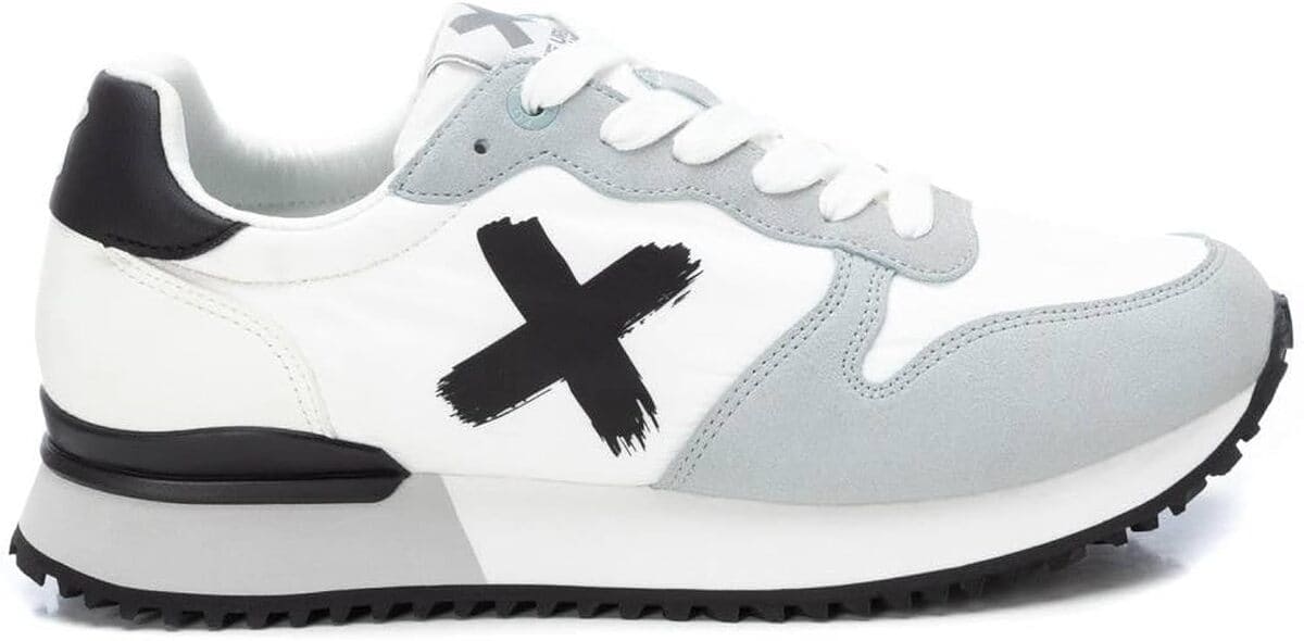 XTI - Zapatilla deportiva y versátil