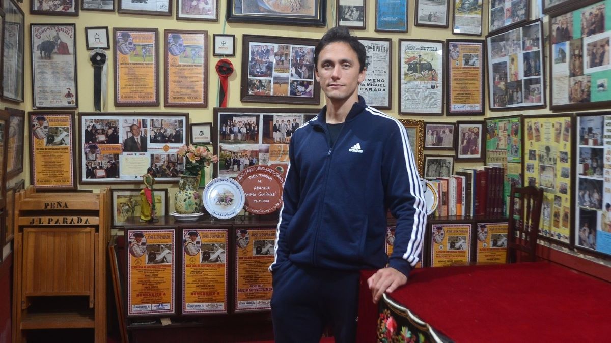 Filiberto en la Peña Parada I Breña