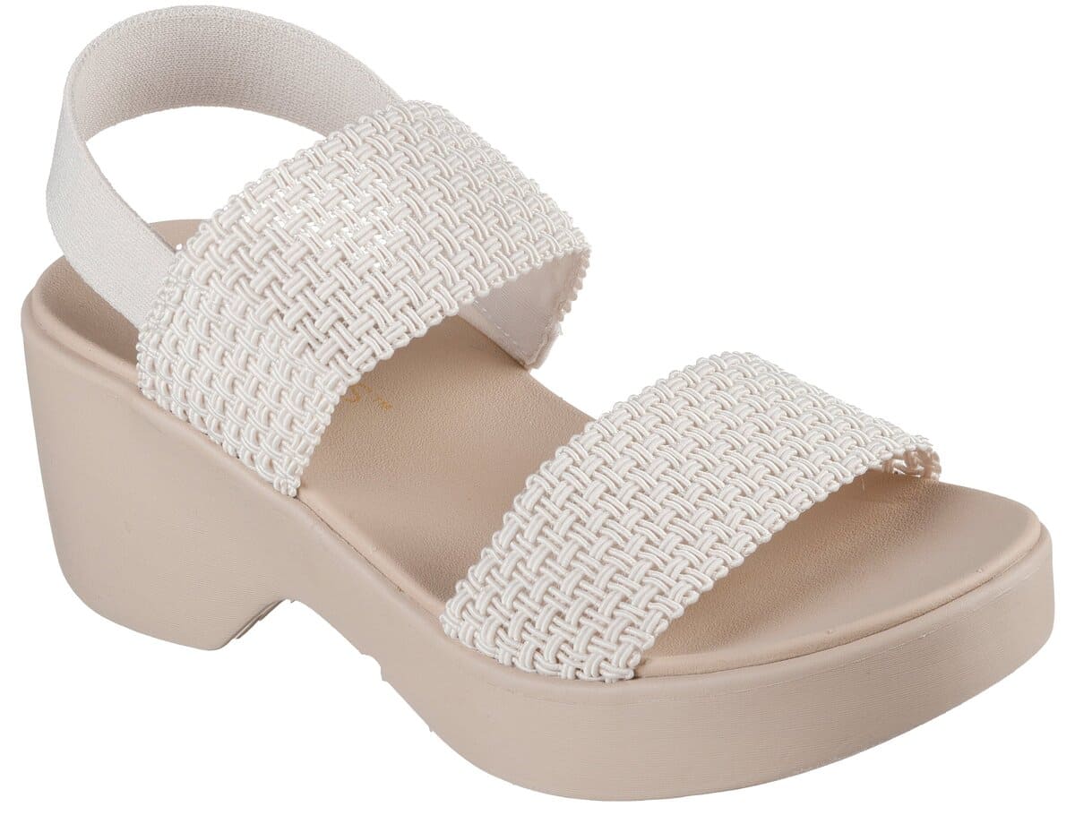 Las nuevas y elegantes sandalias Cali Day en color blanco roto de Skechers