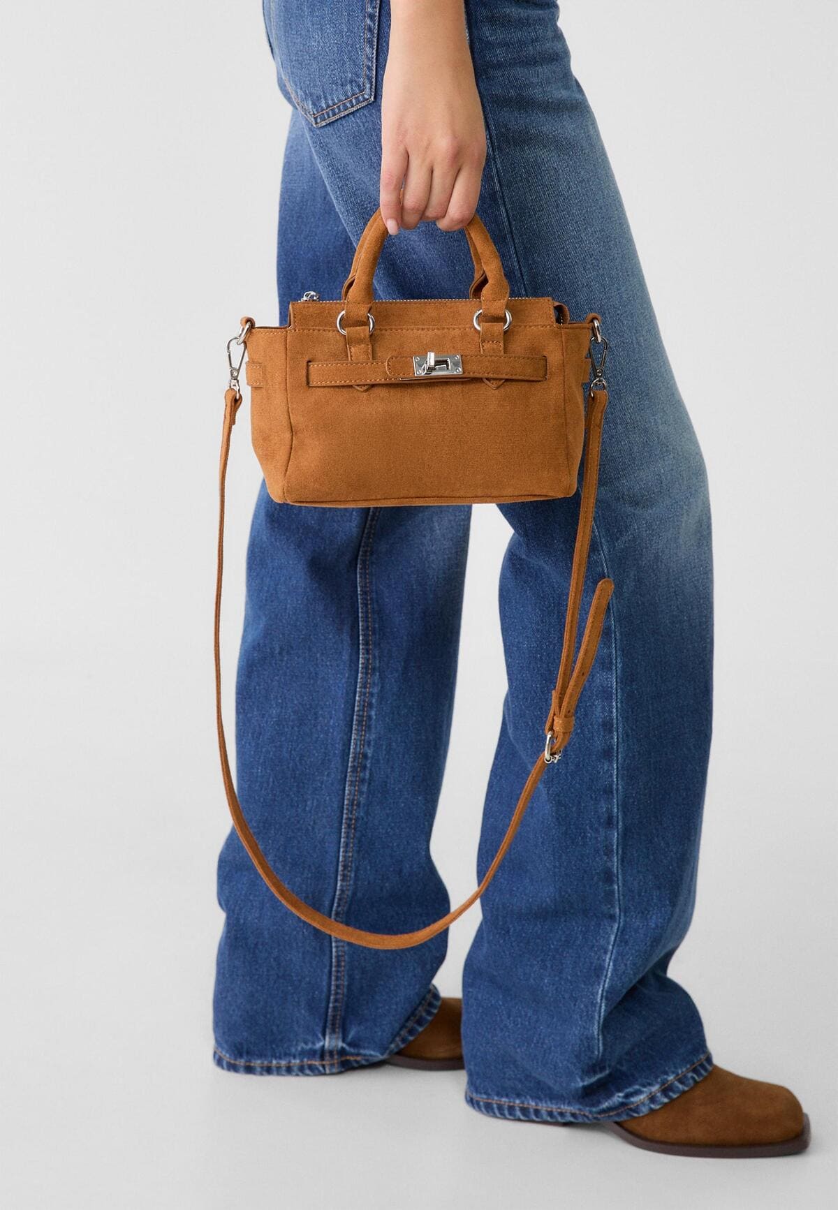 Bolso bandolera con hebilla (1)