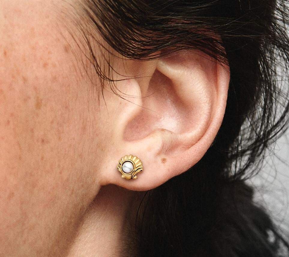 Pendientes de botón Conchas Marinas de La Sirenita de Disney de Pandora