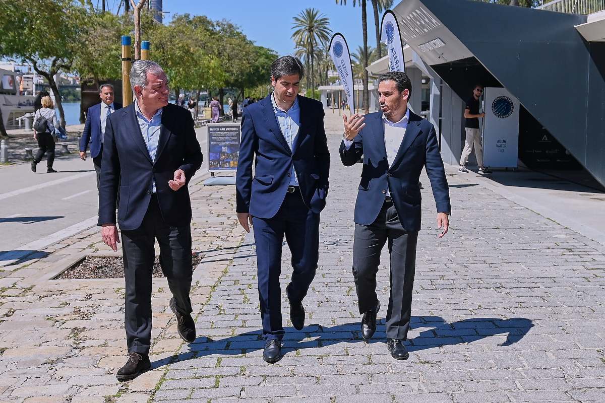 José Luis Sanz, Ángel Haro y José María del Nido Carrasco en la previa de El Gran Derbi | Salvador López Medina para El MIRA
