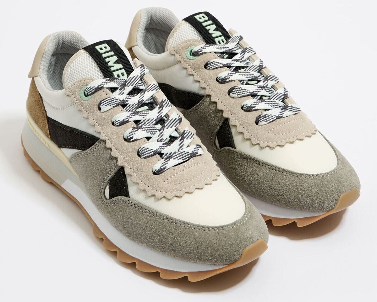 Las zapatillas deportivas técnicas 13 19 en color verde de Bimba y Lola