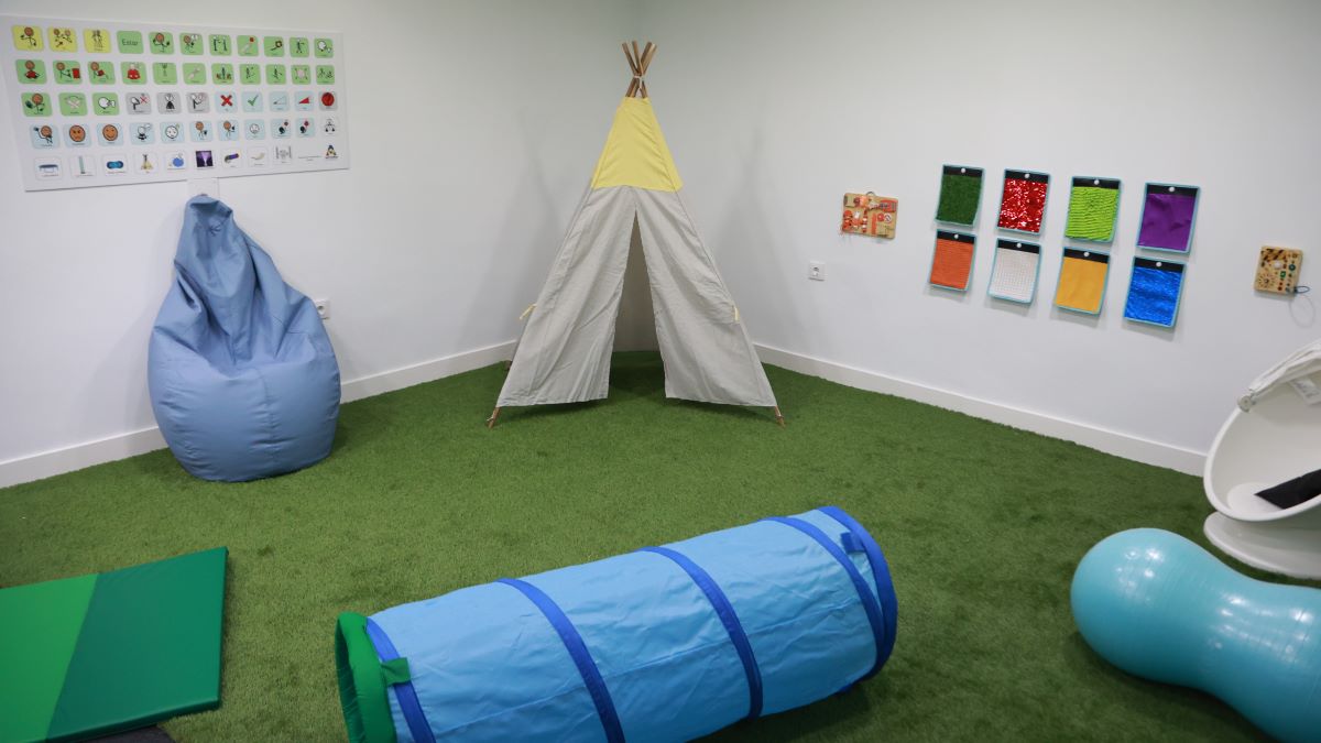 Sala de Regulación Sensorial para personas con autismo en El Paseo | Cristo García