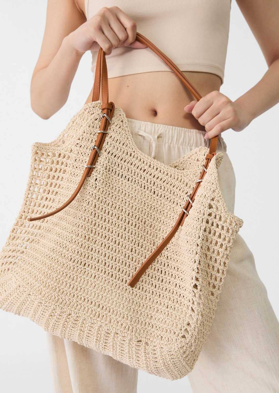 Bolso hombro crochet de Stradivarius