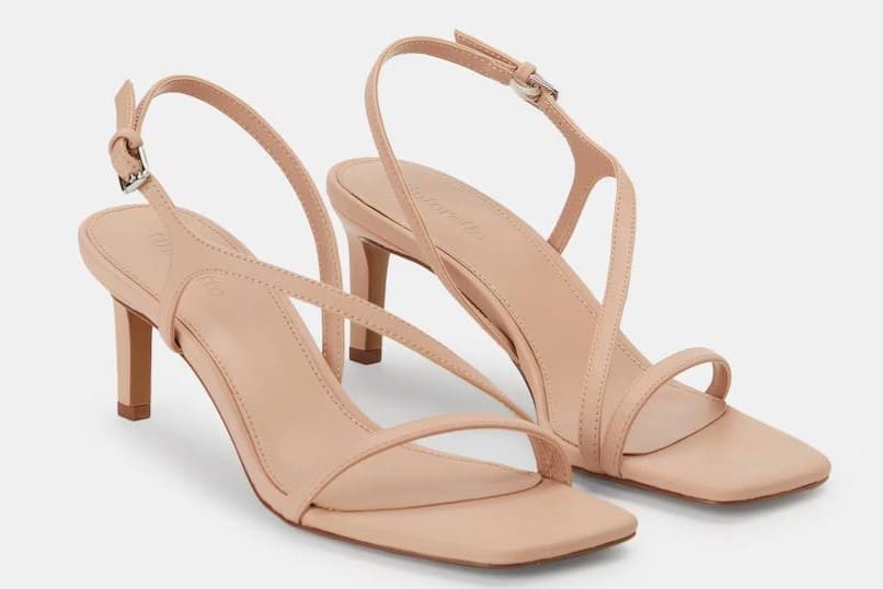 Sandalias de tacón con tiras